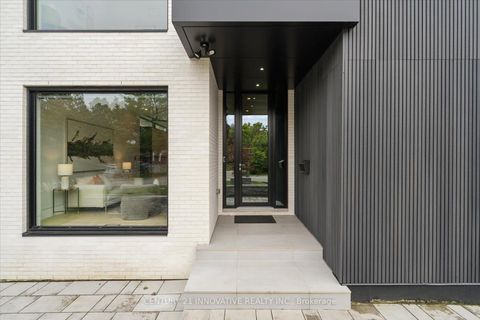 Photo 3 at 10 Haida Court, Highland Creek, Toronto
