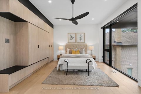 Photo 22 at 10 Haida Court, Highland Creek, Toronto