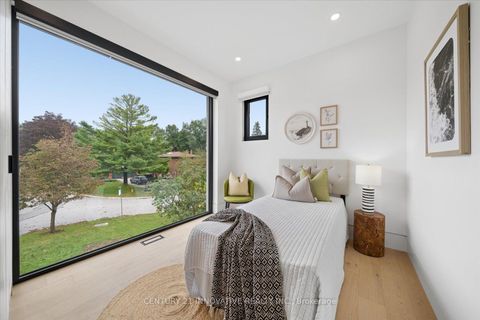 Photo 33 at 10 Haida Court, Highland Creek, Toronto