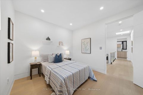 Photo 36 at 10 Haida Court, Highland Creek, Toronto