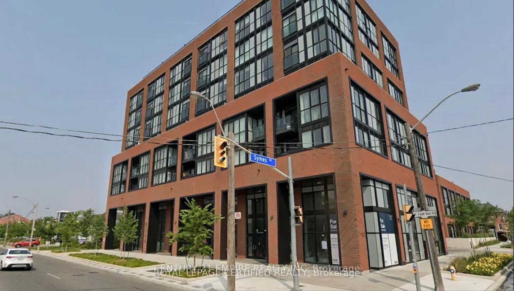 703 - 2300 St. Clair Avenue W, Junction Area, Toronto photo number 2