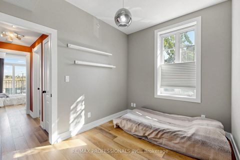 Photo 15 at 206 - 3531 Lake Shore Boulevard W, Long Branch, Toronto