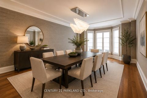 Photo 7 at 16 Flatbush Avenue, East Woodbridge, Vaughan