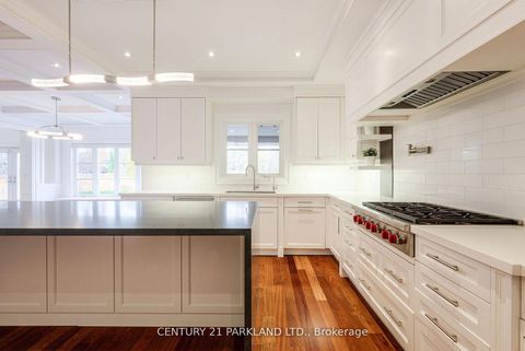 Photo 12 at 16 Flatbush Avenue, East Woodbridge, Vaughan