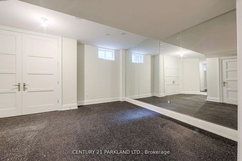 Photo 26 at 16 Flatbush Avenue, East Woodbridge, Vaughan