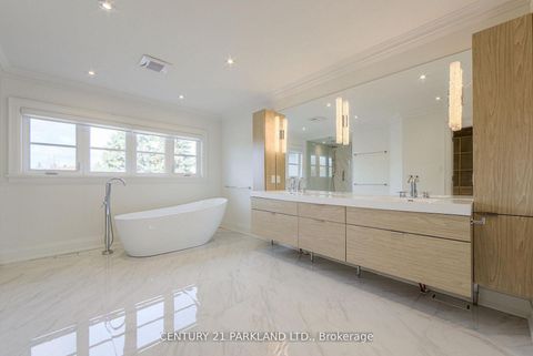 Photo 37 at 16 Flatbush Avenue, East Woodbridge, Vaughan