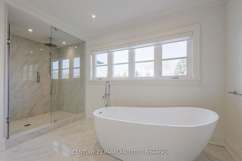 Photo 38 at 16 Flatbush Avenue, East Woodbridge, Vaughan
