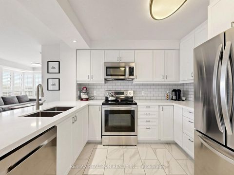 Photo 3 at 414 - 16 Dallimore Circle, Don Mills, Toronto
