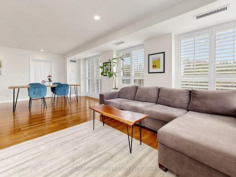 Photo 10 at 414 - 16 Dallimore Circle, Don Mills, Toronto