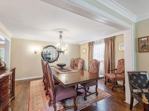 Photo 6 at 49 Miriam Crescent, Doncrest, Richmond Hill
