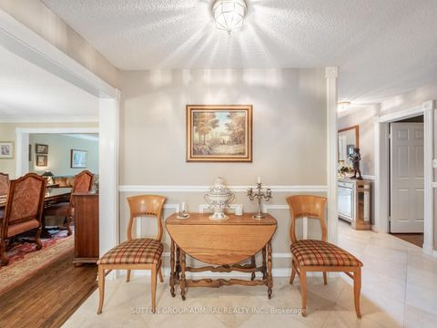 Photo 8 at 49 Miriam Crescent, Doncrest, Richmond Hill