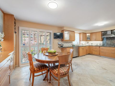 Photo 9 at 49 Miriam Crescent, Doncrest, Richmond Hill