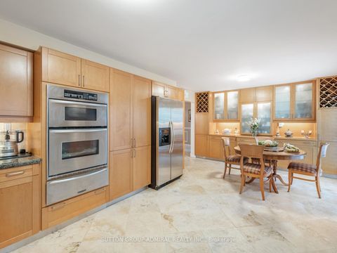 Photo 13 at 49 Miriam Crescent, Doncrest, Richmond Hill