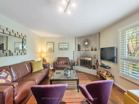 Photo 14 at 49 Miriam Crescent, Doncrest, Richmond Hill