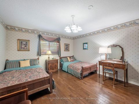 Photo 26 at 49 Miriam Crescent, Doncrest, Richmond Hill