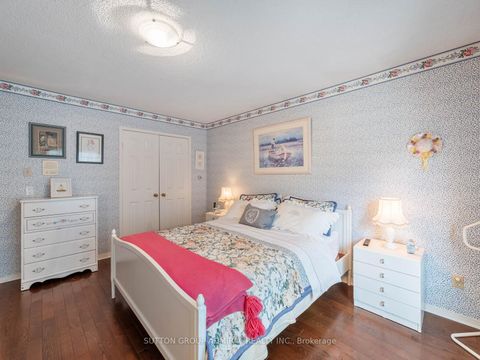 Photo 30 at 49 Miriam Crescent, Doncrest, Richmond Hill