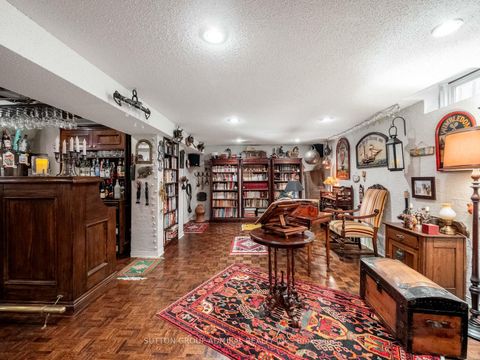 Photo 33 at 49 Miriam Crescent, Doncrest, Richmond Hill