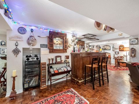Photo 36 at 49 Miriam Crescent, Doncrest, Richmond Hill