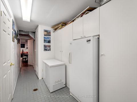 Photo 39 at 49 Miriam Crescent, Doncrest, Richmond Hill