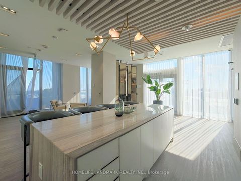 Photo 13 at 535 - 2020 Bathurst Street, Cedarvale, Toronto