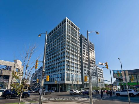 Photo 16 at 535 - 2020 Bathurst Street, Cedarvale, Toronto