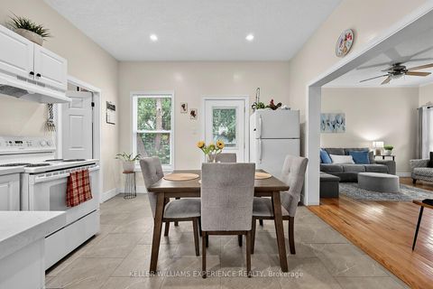 Photo 7 at 19 Centre Street, Allandale, Barrie