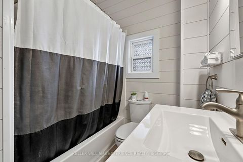 Photo 8 at 19 Centre Street, Allandale, Barrie