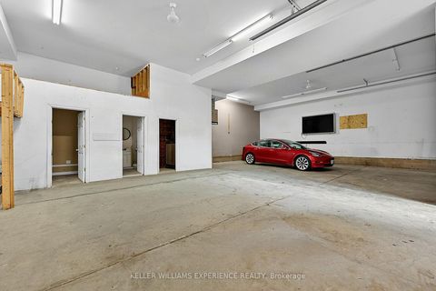 Photo 14 at 19 Centre Street, Allandale, Barrie