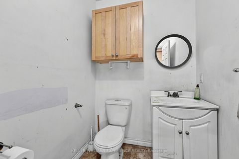 Photo 17 at 19 Centre Street, Allandale, Barrie