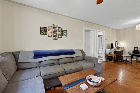 Photo 33 at 19 Centre Street, Allandale, Barrie