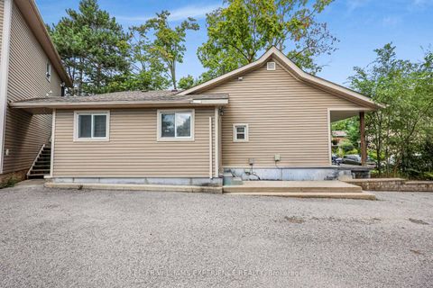 Photo 44 at 19 Centre Street, Allandale, Barrie