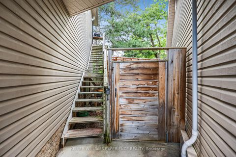 Photo 45 at 19 Centre Street, Allandale, Barrie