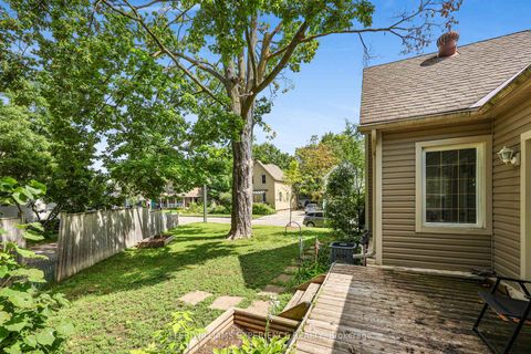 Photo 47 at 19 Centre Street, Allandale, Barrie