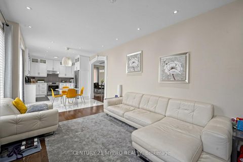 Photo 6 at 225 Silver Maple Road, Jefferson, Richmond Hill
