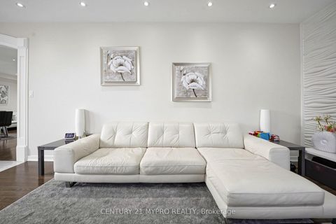 Photo 7 at 225 Silver Maple Road, Jefferson, Richmond Hill