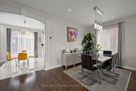 Photo 12 at 225 Silver Maple Road, Jefferson, Richmond Hill