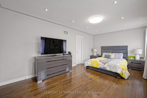 Photo 18 at 225 Silver Maple Road, Jefferson, Richmond Hill