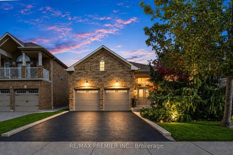 Photo 2 at 146 South Belair Drive, Sonoma Heights, Vaughan