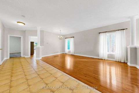 Photo 9 at 146 South Belair Drive, Sonoma Heights, Vaughan