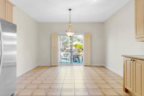 Photo 13 at 146 South Belair Drive, Sonoma Heights, Vaughan