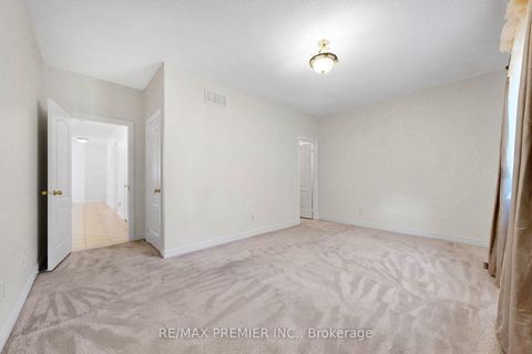Photo 17 at 146 South Belair Drive, Sonoma Heights, Vaughan