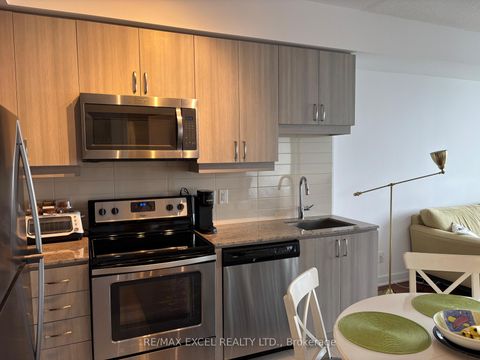 Photo 5 at 2304 - 9201 Yonge Street, Langstaff, Richmond Hill