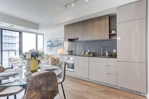 Photo 4 at 2708 - 161 Roehampton Avenue, Mount Pleasant West, Toronto