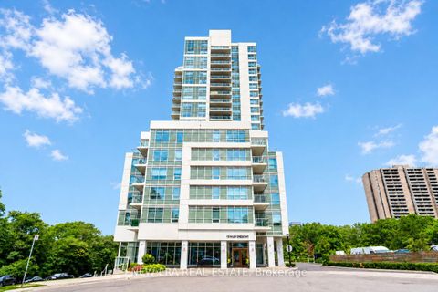 Photo 3 at 6 - 10 Wilby Crescent, Weston, Toronto