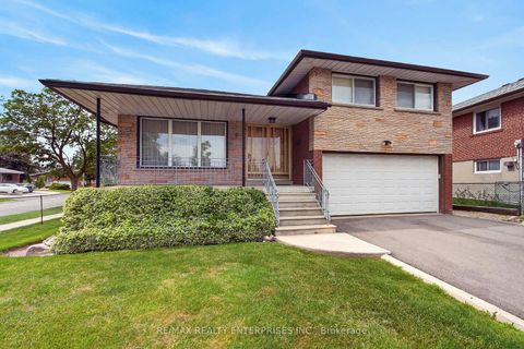 Photo 0 at 3 Slane Court, Clairville, Toronto