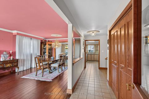 Photo 20 at 3 Slane Court, Clairville, Toronto