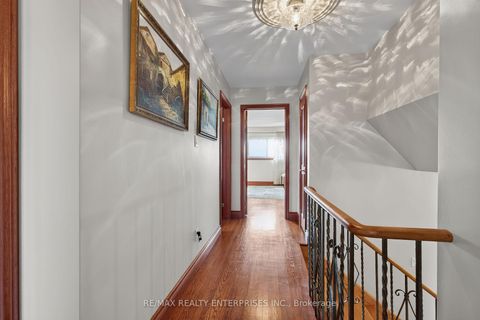 Photo 24 at 3 Slane Court, Clairville, Toronto