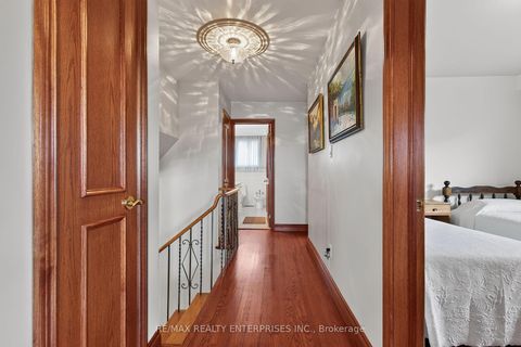 Photo 27 at 3 Slane Court, Clairville, Toronto