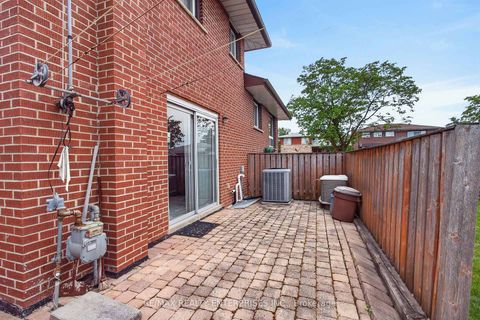 Photo 45 at 3 Slane Court, Clairville, Toronto
