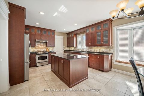 Photo 10 at 536 Village Parkway, Unionville, Markham